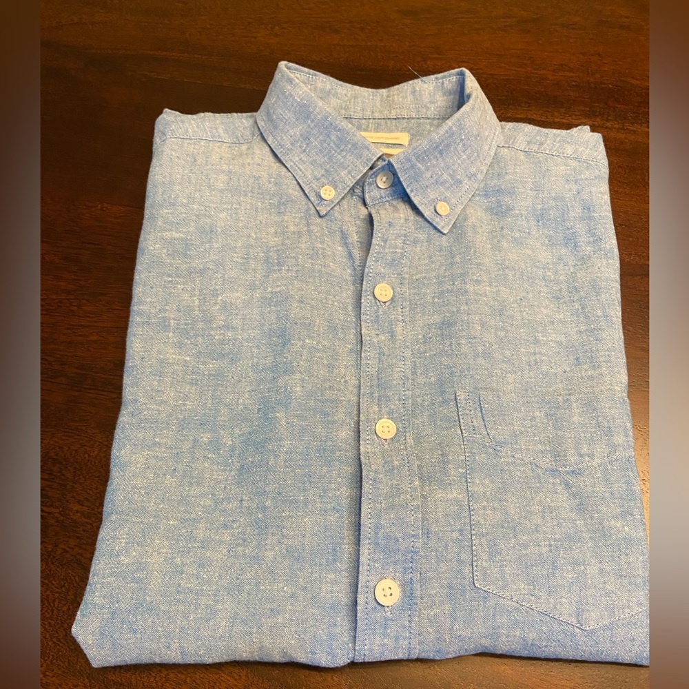 Old Navy men’s shirt